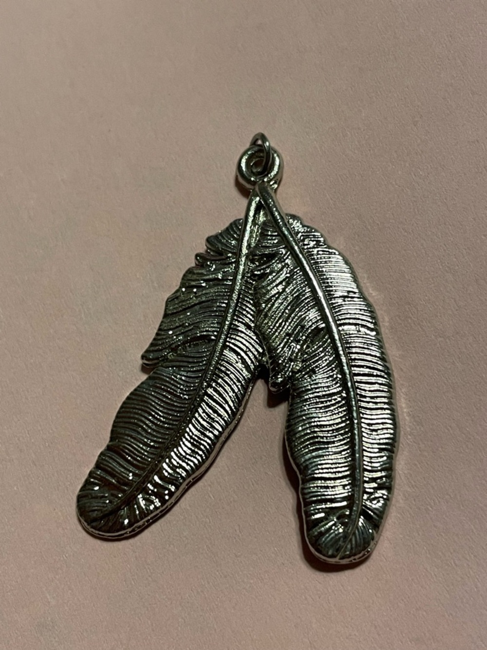 LAST CHANCE 🔥 Silver Tone Leaf Pendant #9302